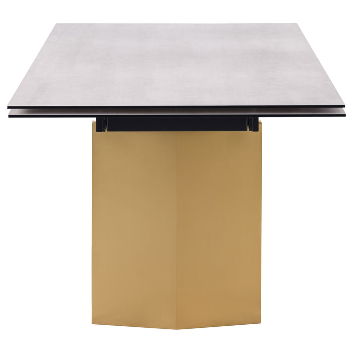 Vesa Extension Dining Table