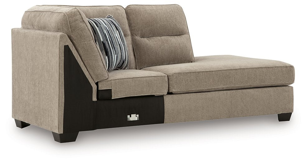 Olten Sectional with Chaise