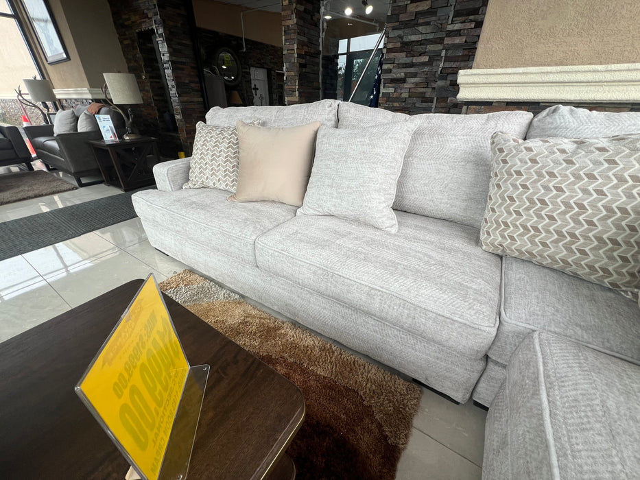 Boom Cream 3 pc. Sectional