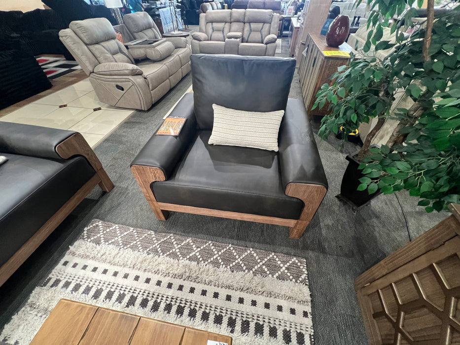 Sedona Chair (Floor Model)