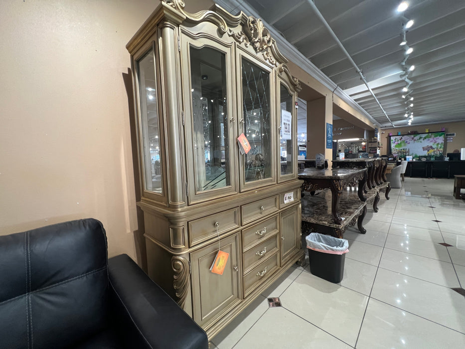 Miranda Buffet & Hutch (Floor Model)