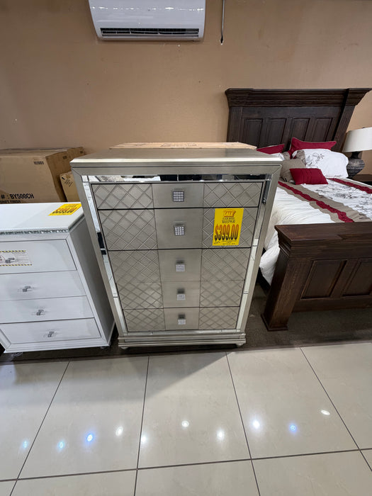 Chevanna Platinum Chest (Floor Model)
